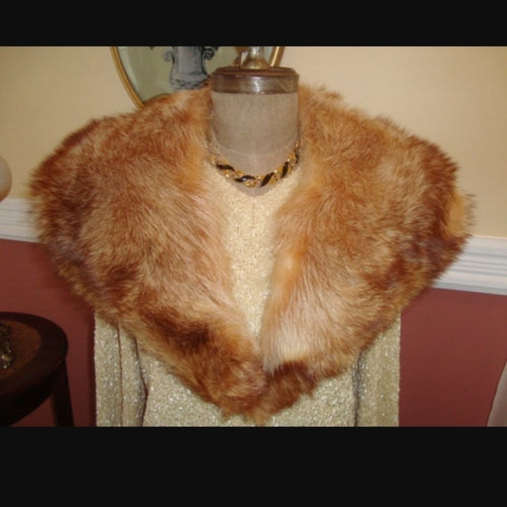 LUXURIOUS VINTAGE GENUINE RARE LARGE NATURAL RED FOX Fur Collar